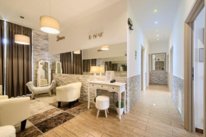 Гостиница Domus Pietro Inn  Рим